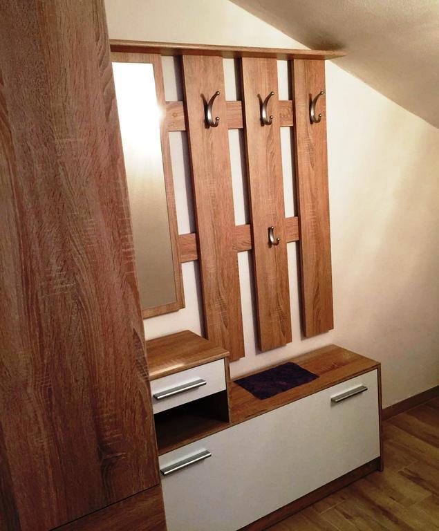 Goga Mare Apartment 로비니 외부 사진